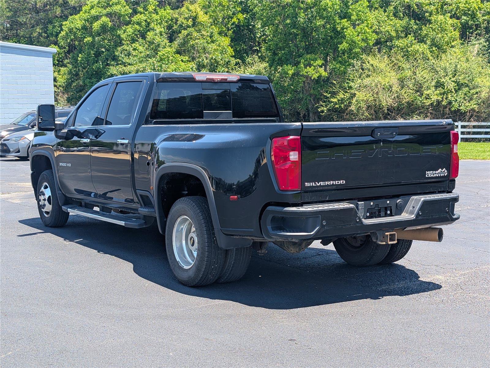Used 2020 Chevrolet Silverado 3500 High Country w/ LPO, Hitch Package AWD/4WD image 3