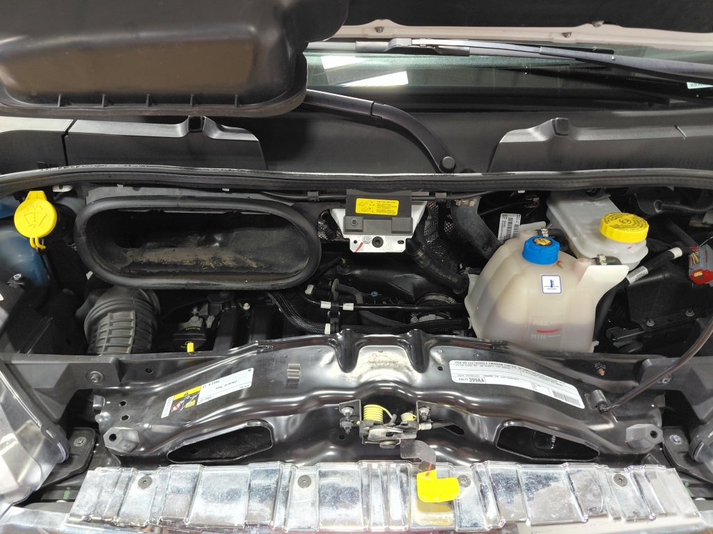 Used 2025 RAM ProMaster 2500 w/ U-Haul Equipment Group FWD image 18