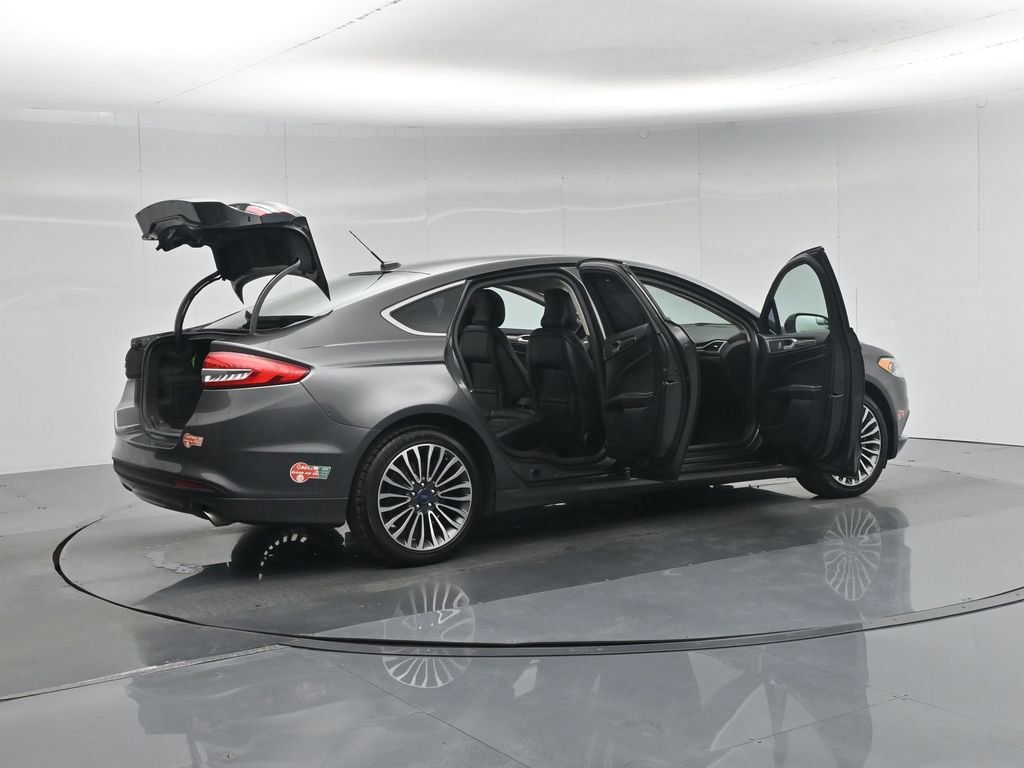 Used 2018 Ford Fusion Energi SE image 6