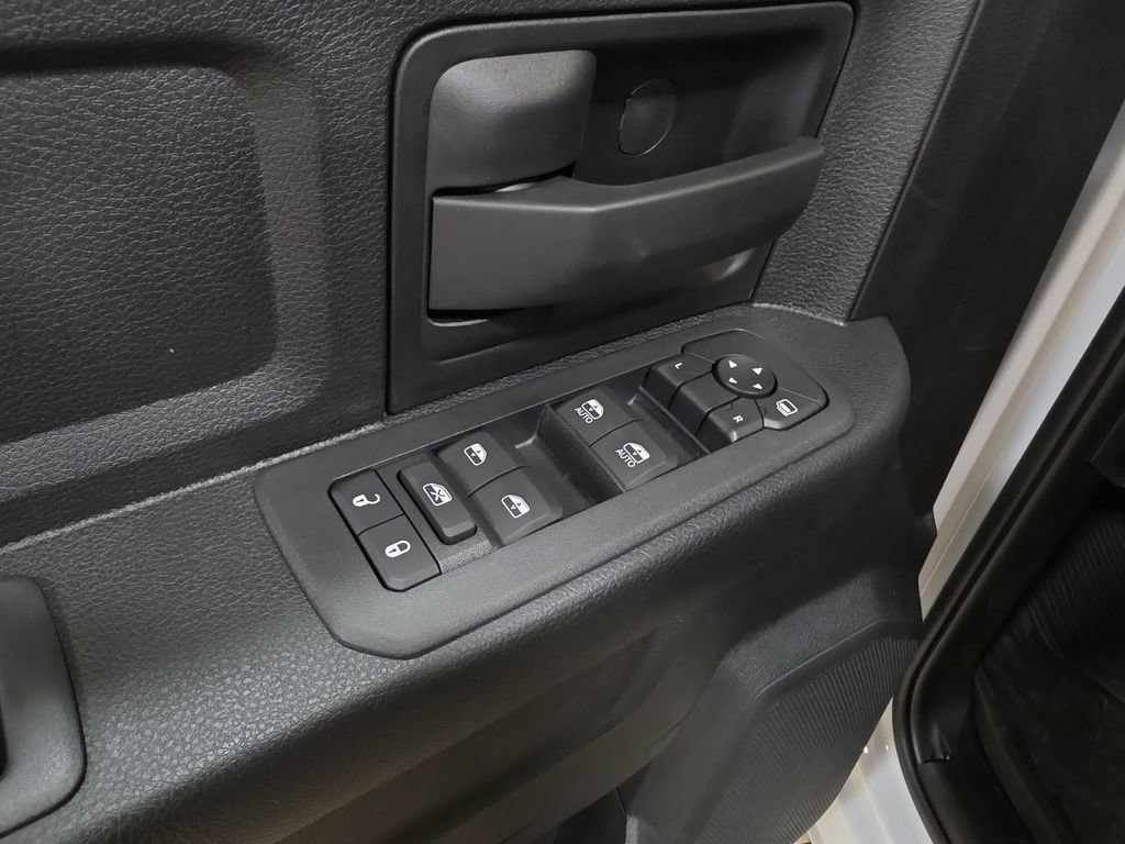 New 2026 RAM 3500 Tradesman AWD/4WD image 14