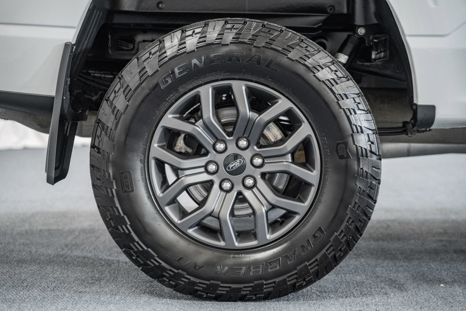 Certified 2023 Ford F150 Tremor w/ Equipment Group 402A High image 17