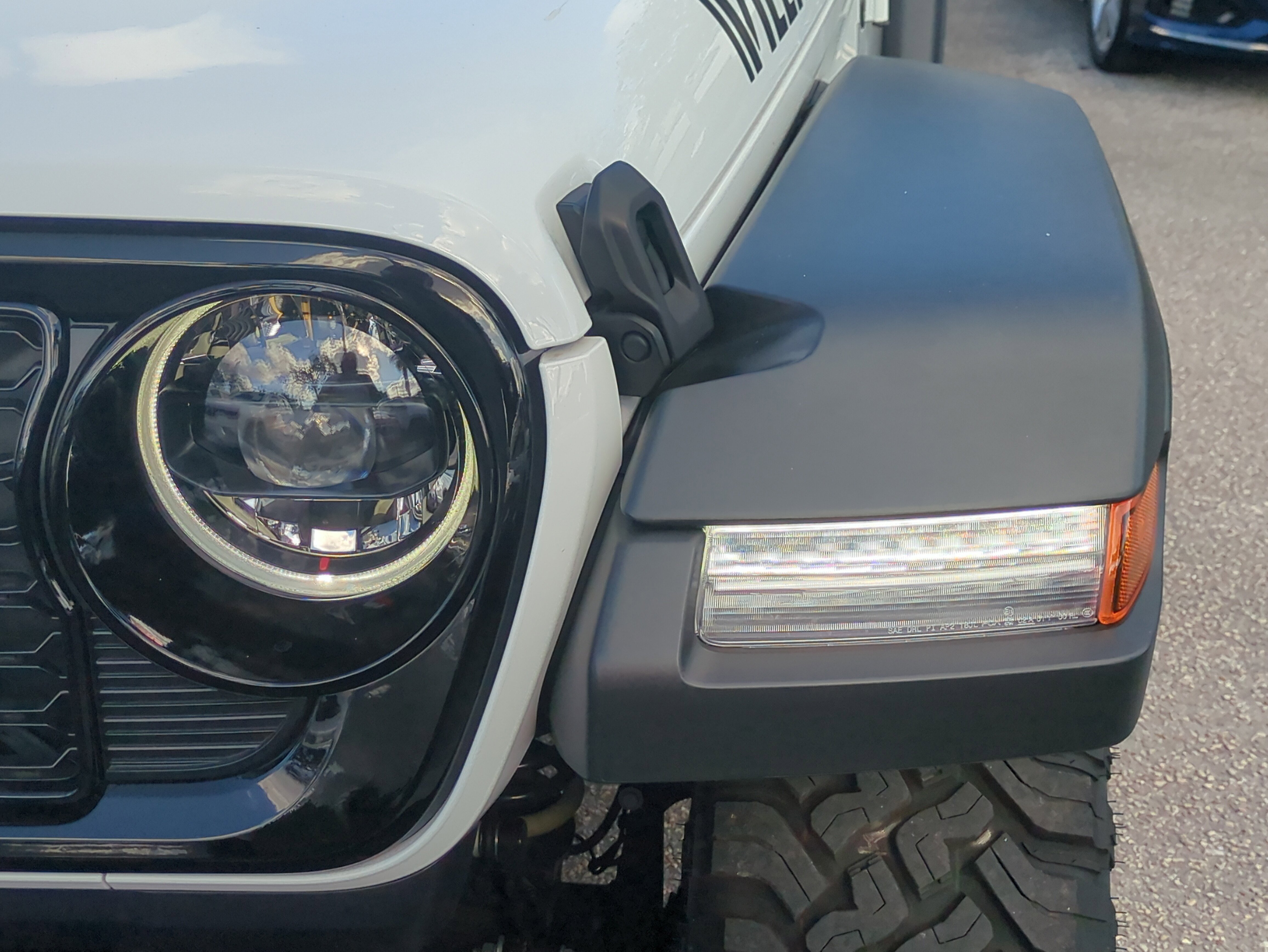 Certified 2025 Jeep Wrangler Willys image 10