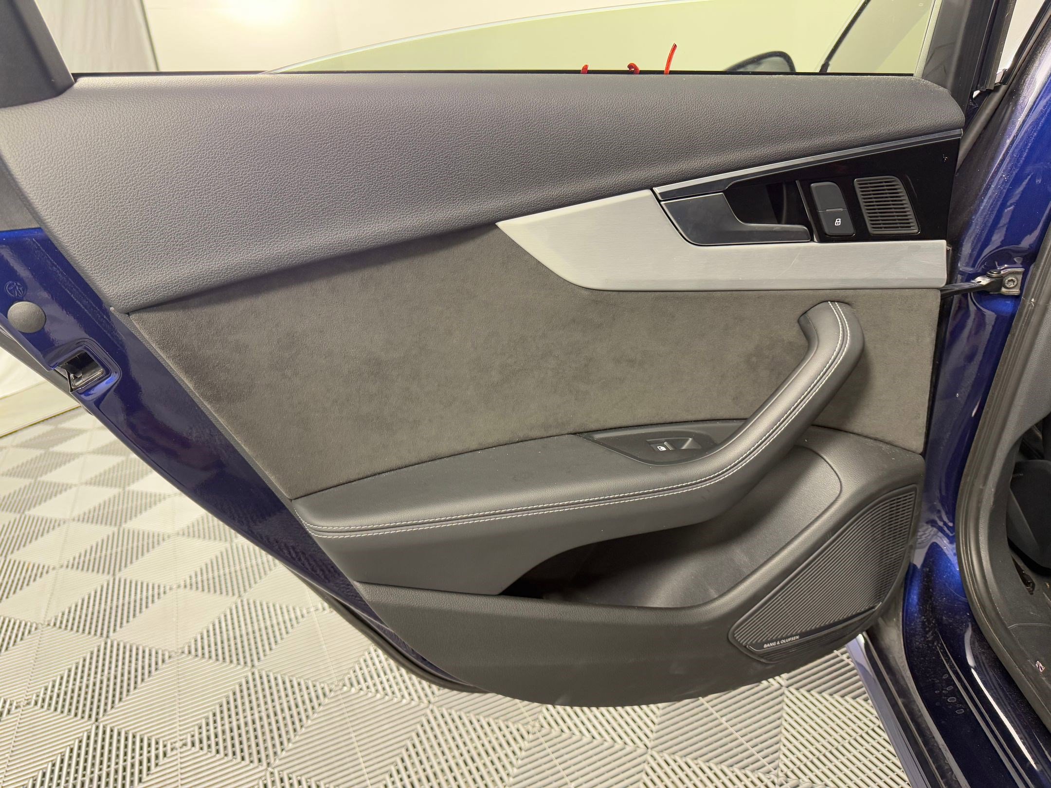 Used 2020 Audi A4 2.0T Premium Plus w/ Premium Plus Package image 18