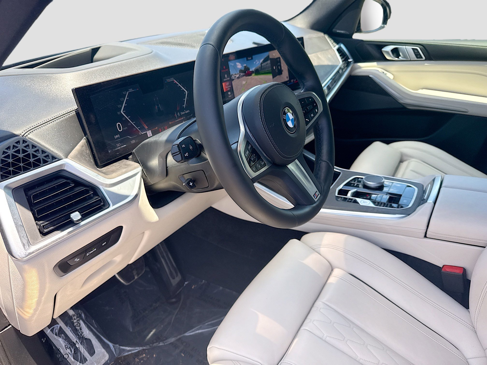 Used 2024 BMW X5 xDrive40i w/ M Sport Package AWD/4WD image 27