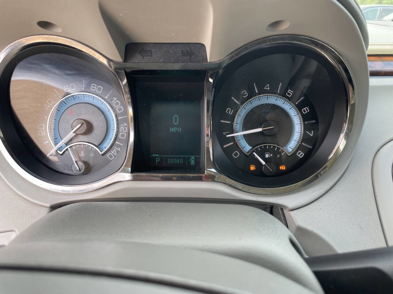 Used 2010 Buick LaCrosse CX FWD image 20