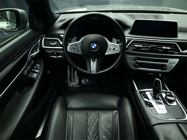Used 2022 BMW 740i xDrive 740i xDrive w/ M Sport Package image 2