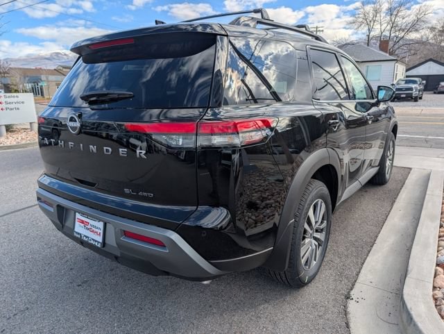New 2026 Nissan Pathfinder SL AWD/4WD image 5
