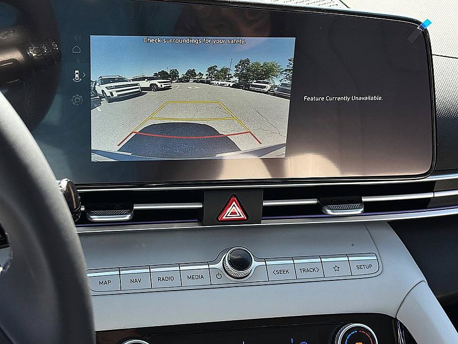 New 2026 Hyundai Elantra Limited FWD image 10