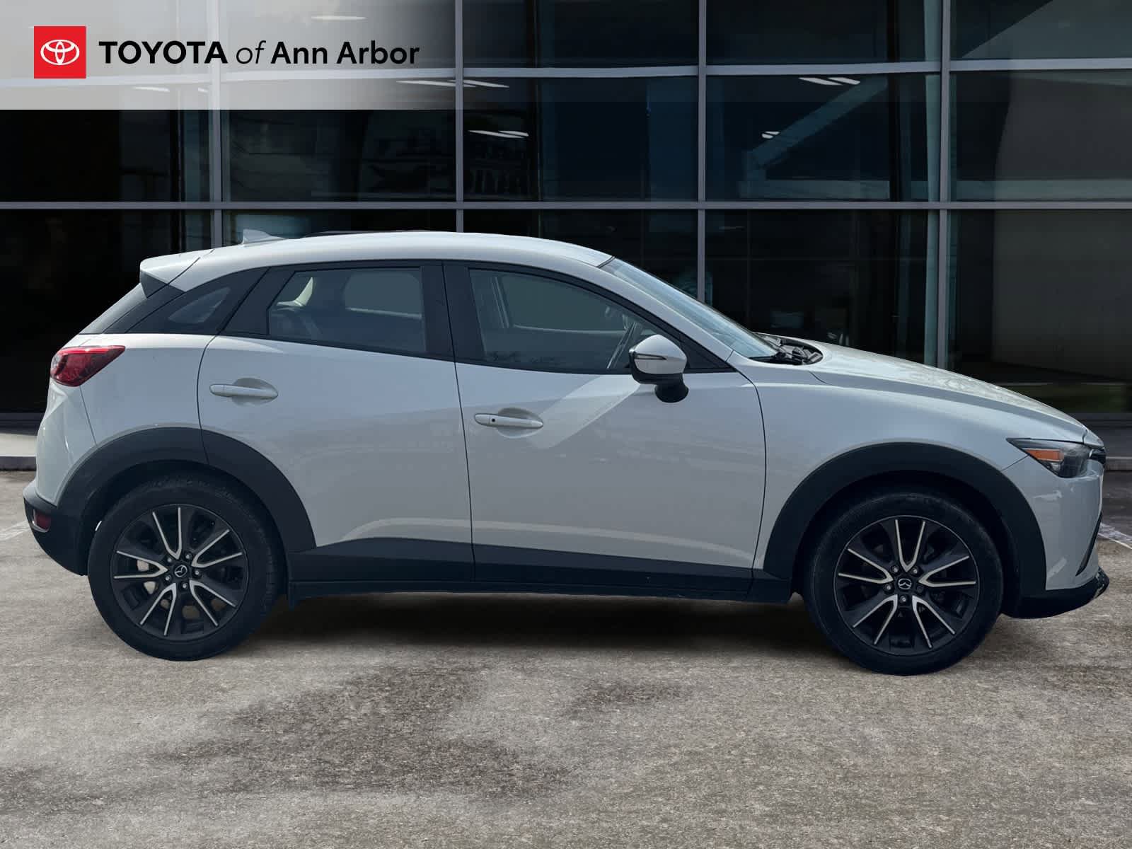 Used 2018 MAZDA CX-3 Touring FWD image 12