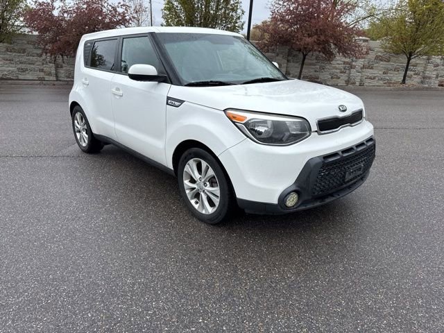 Used 2015 Kia Soul + FWD image 10