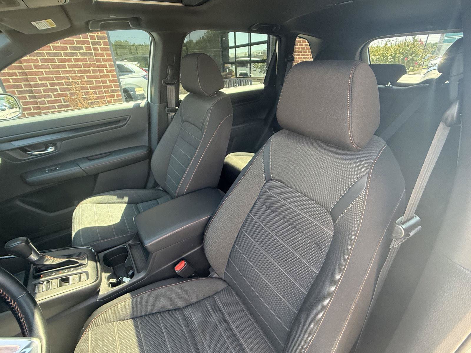 Used 2025 Honda CR-V Sport image 14