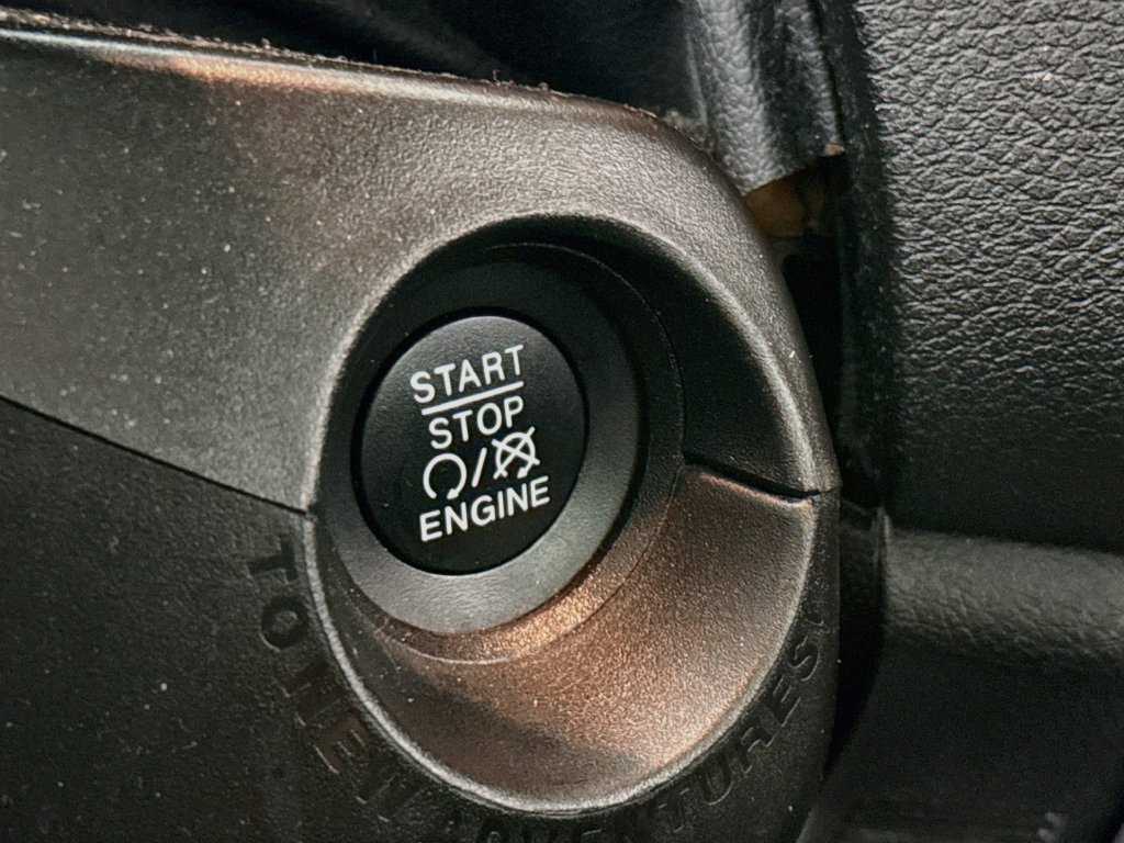Used 2018 Jeep Renegade Altitude w/ Popular Equipment Group FWD image 20