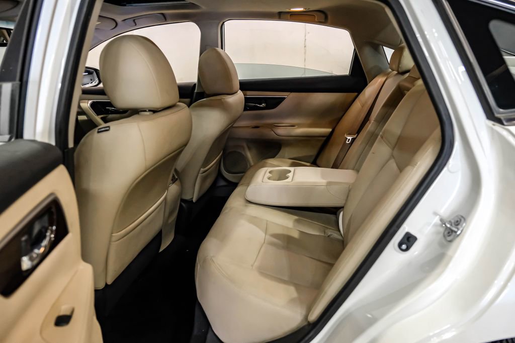 Used 2015 Nissan Altima 3.5 SL FWD image 39