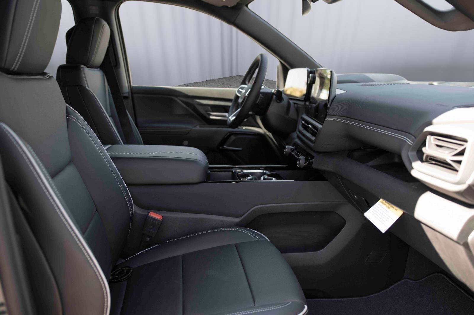 New 2026 Chevrolet Silverado EV LT w/ Plus Package image 25