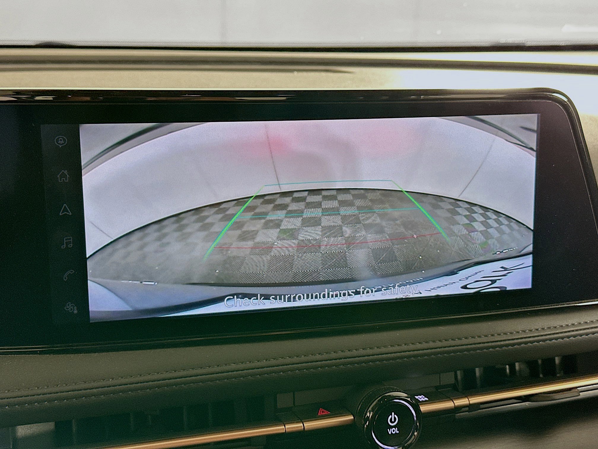 Used 2023 Nissan Ariya AWD image 23