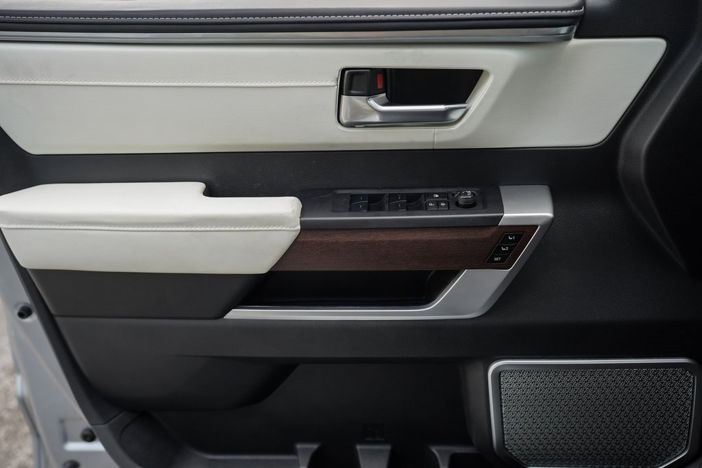 Used 2024 Toyota Sequoia Capstone image 38