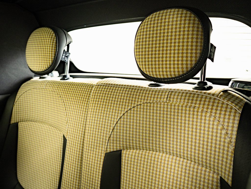 Used 2023 MINI Cooper S w/ Signature Upholstery Package image 41