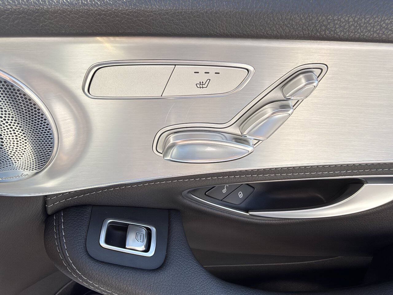 Used 2016 Mercedes-Benz C 300 4MATIC Sedan image 21