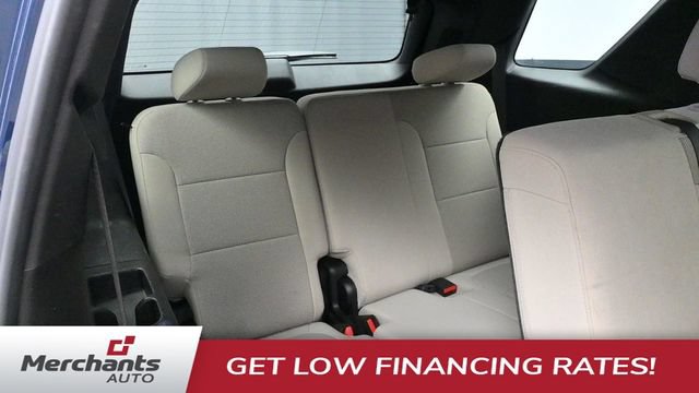 Used 2022 Chevrolet Traverse LS AWD/4WD image 17