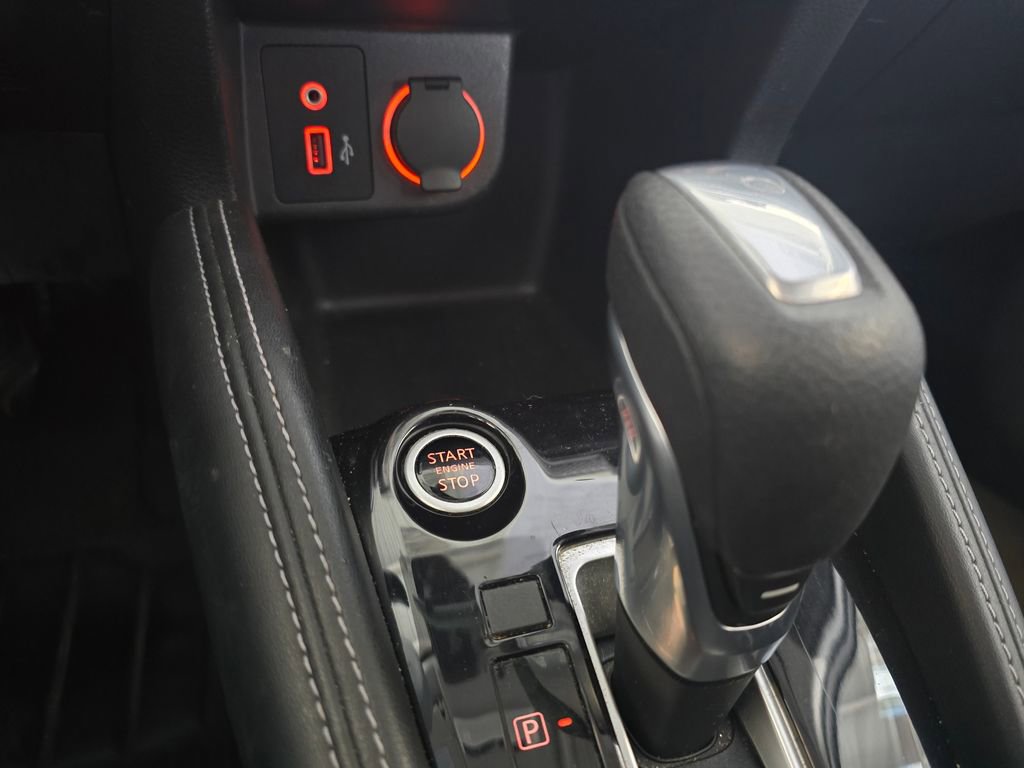 Used 2020 Nissan Kicks SV image 15