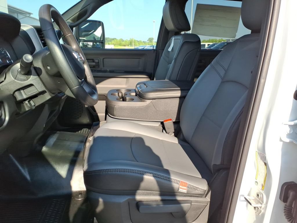 New 2026 RAM 2500 Tradesman AWD/4WD image 12