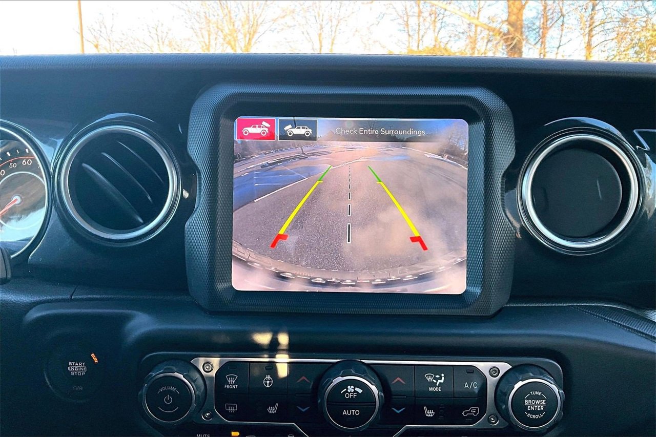 Certified 2023 Jeep Wrangler Unlimited Rubicon 392 w/ Trailer Tow Package image 14