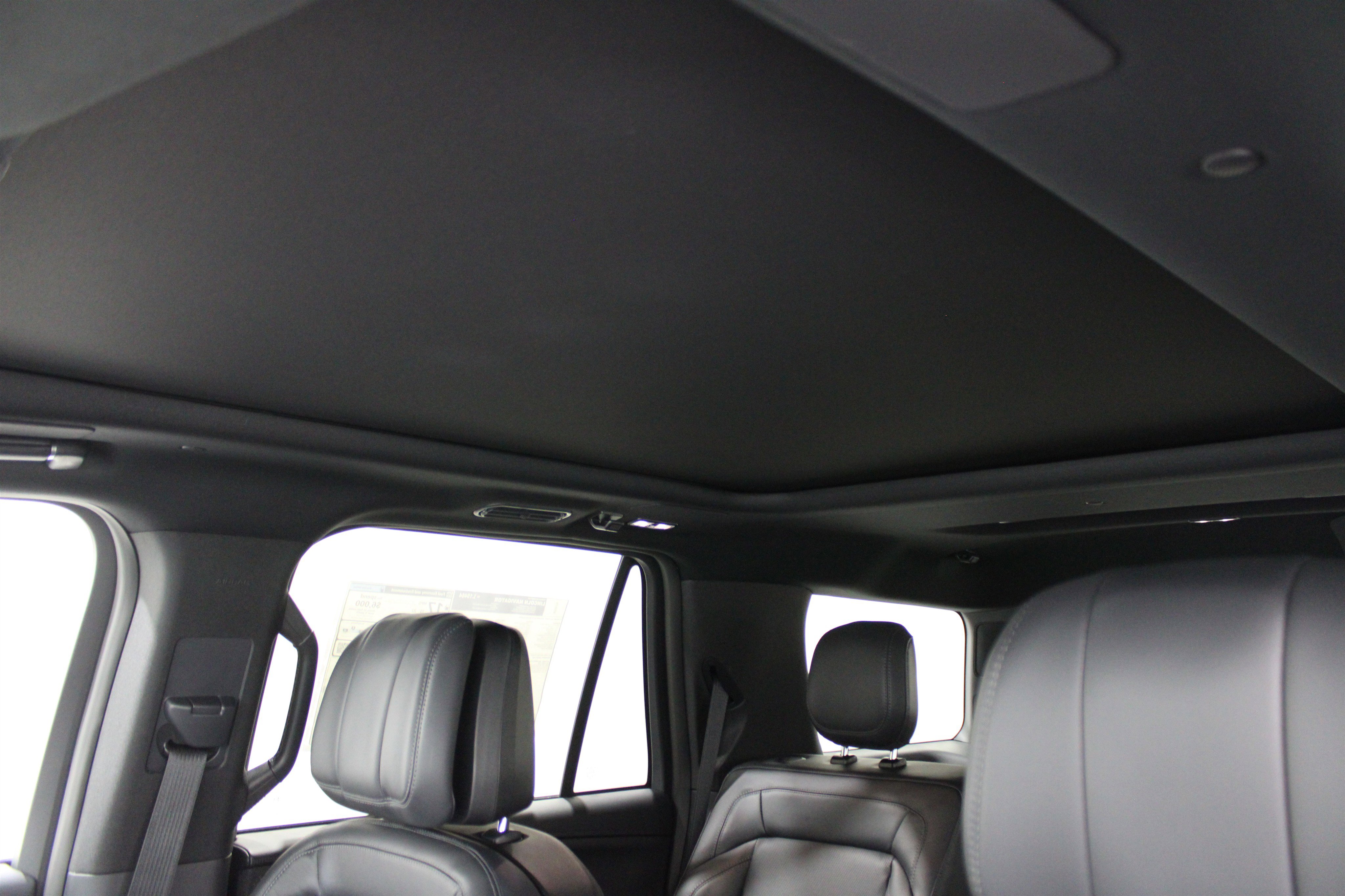 New 2025 Lincoln Navigator Reserve w/ Jet Appearance Package image 26