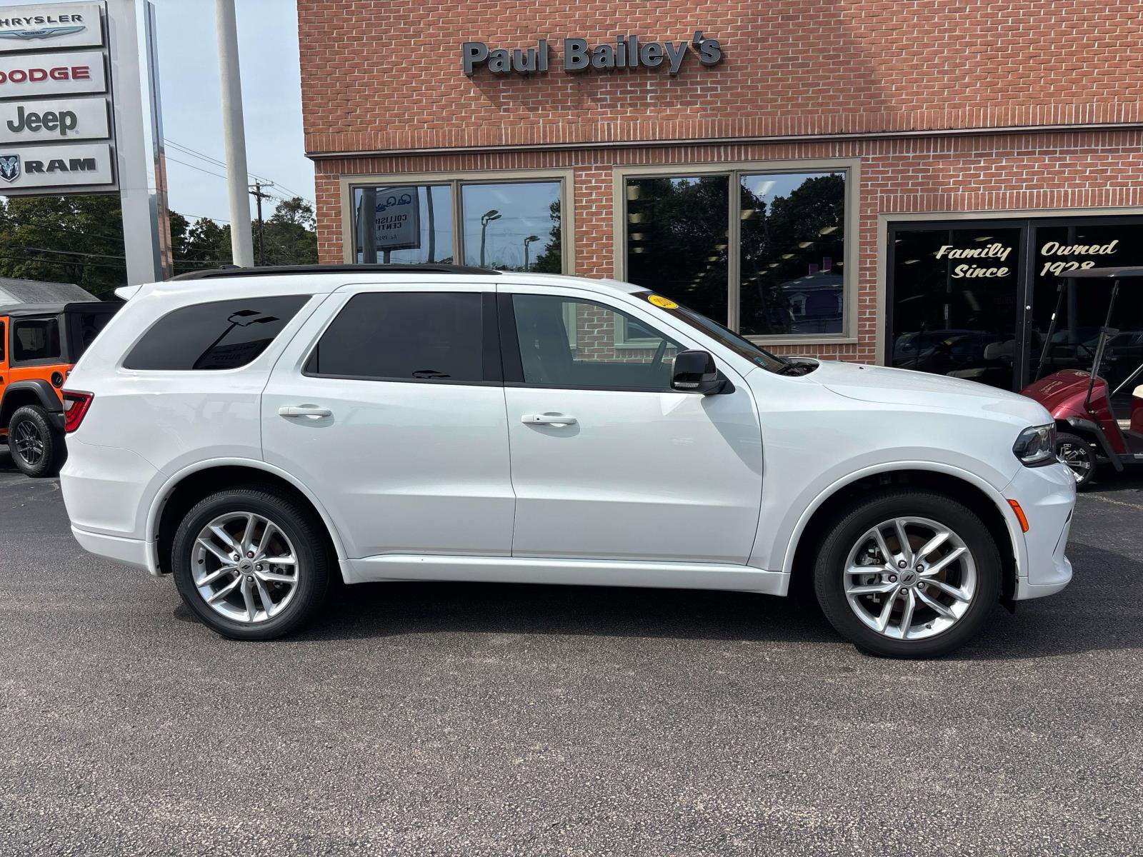 Used 2024 Dodge Durango GT image 30