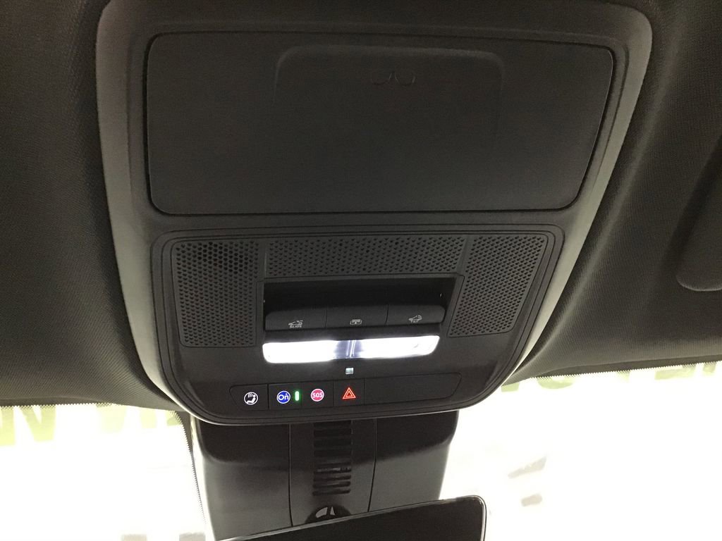 New 2026 Chevrolet Traverse LT w/ Sun and Wheel Package image 18