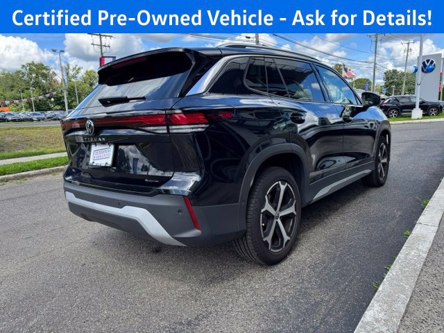 Certified 2026 Volkswagen Tiguan SE w/ Panoramic Sunroof Package AWD/4WD image 8