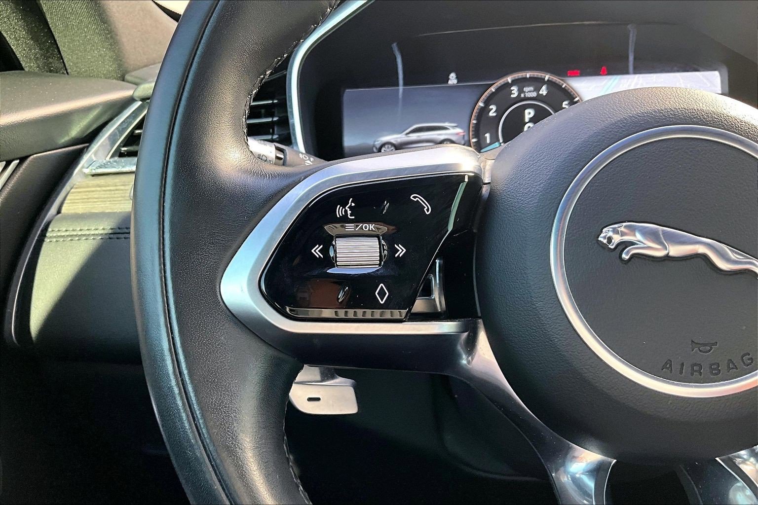 Used 2021 Jaguar F-PACE S image 18