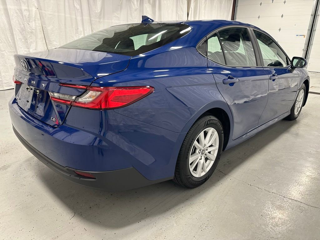 Used 2025 Toyota Camry LE FWD image 7