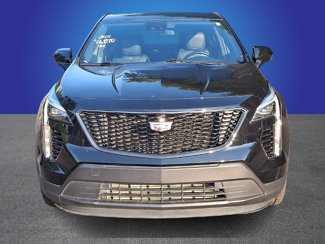 Used 2021 Cadillac XT4 Luxury w/ Cold Weather Package AWD/4WD image 2