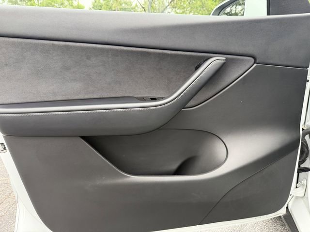 Used 2020 Tesla Model Y Long Range AWD/4WD image 9