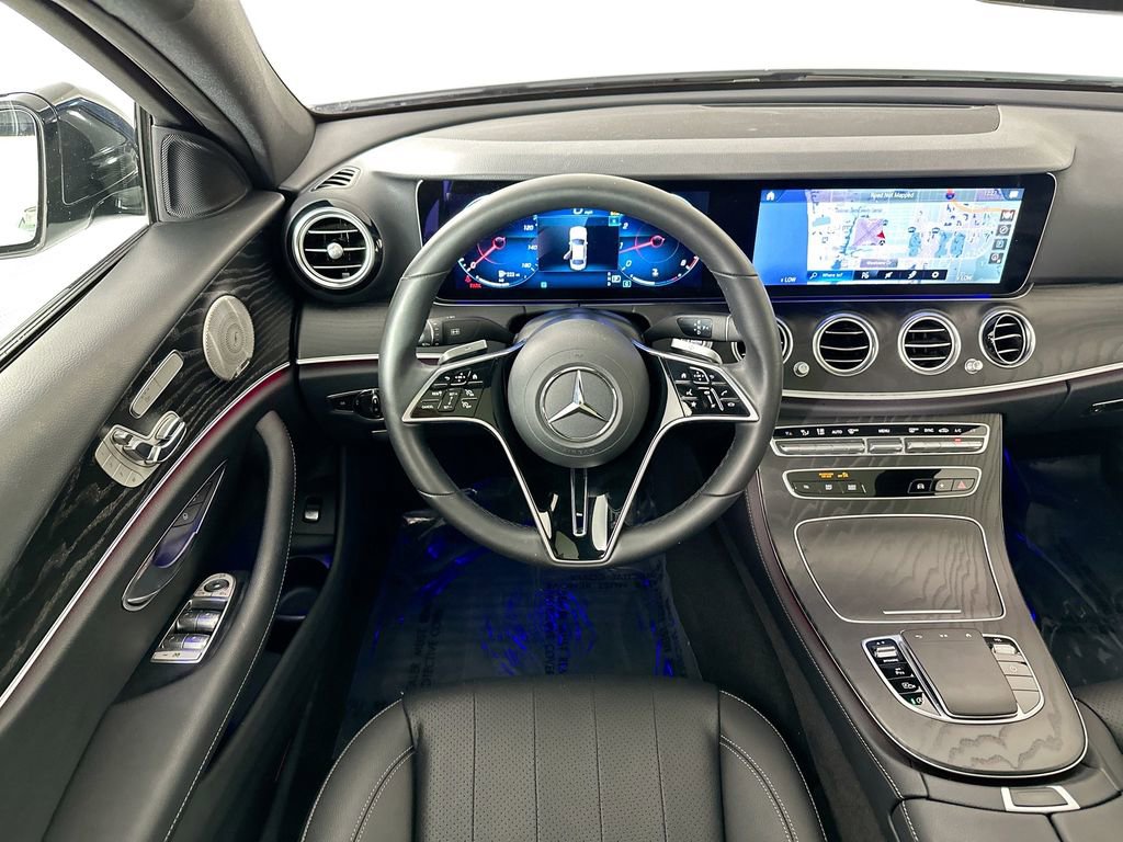 Used 2023 Mercedes-Benz E 350 4MATIC Sedan image 23