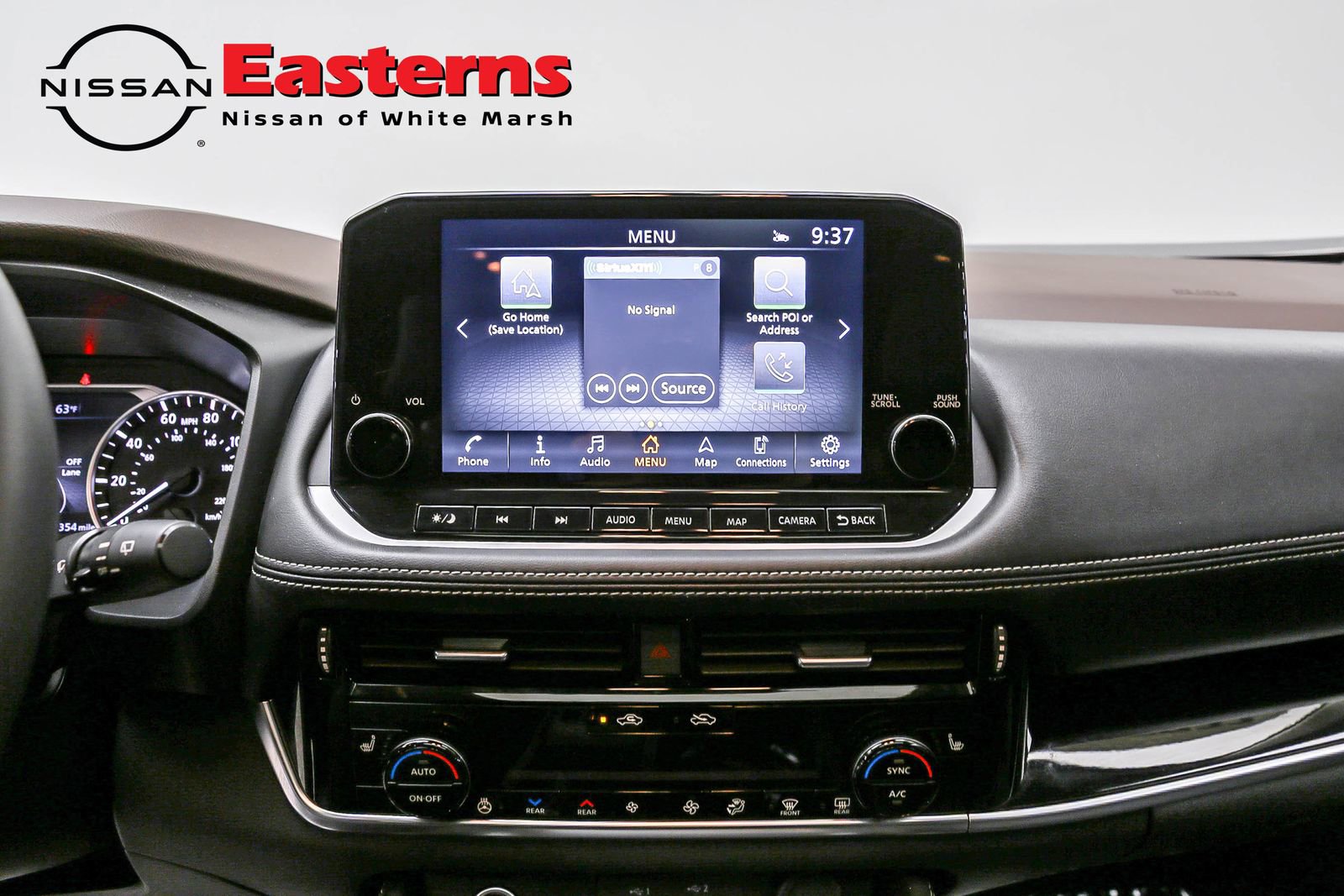 Used 2023 Nissan Rogue SL w/ SL Premium Package image 12