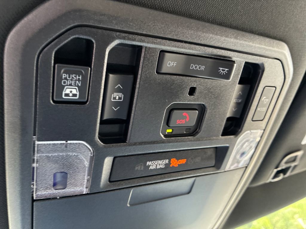 New 2026 Toyota Tundra Platinum AWD/4WD image 36