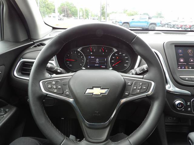 Used 2024 Chevrolet Equinox LT FWD image 16