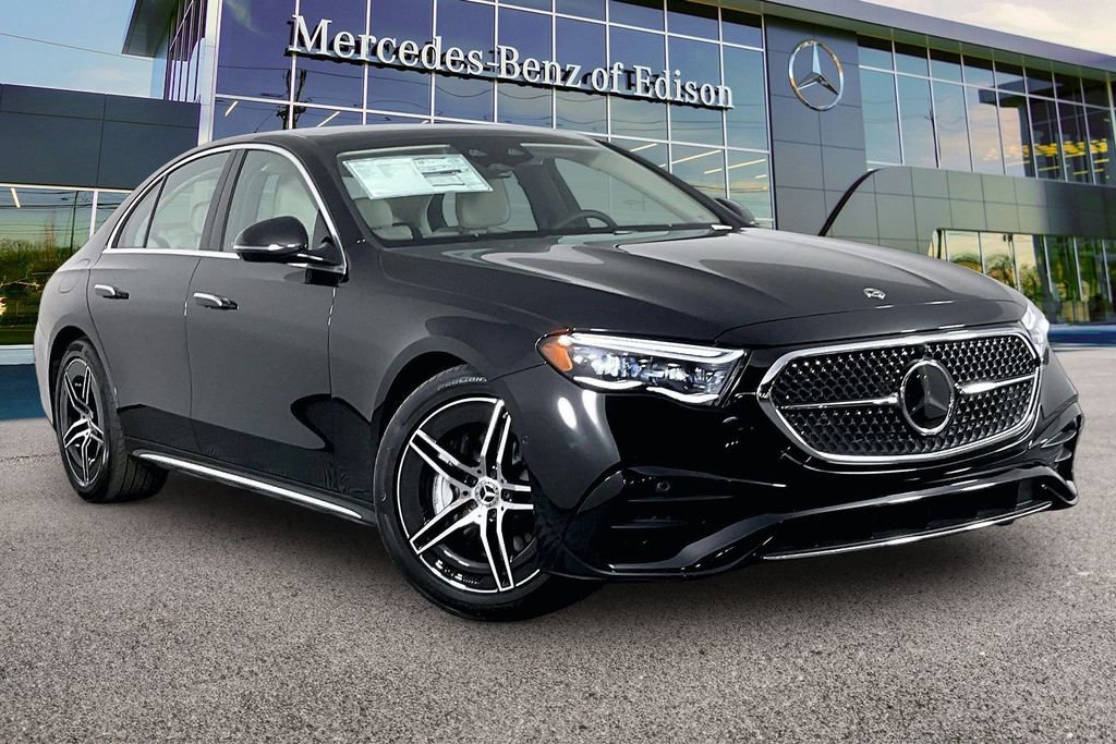 New 2026 Mercedes-Benz E 450 4MATIC Sedan image 1