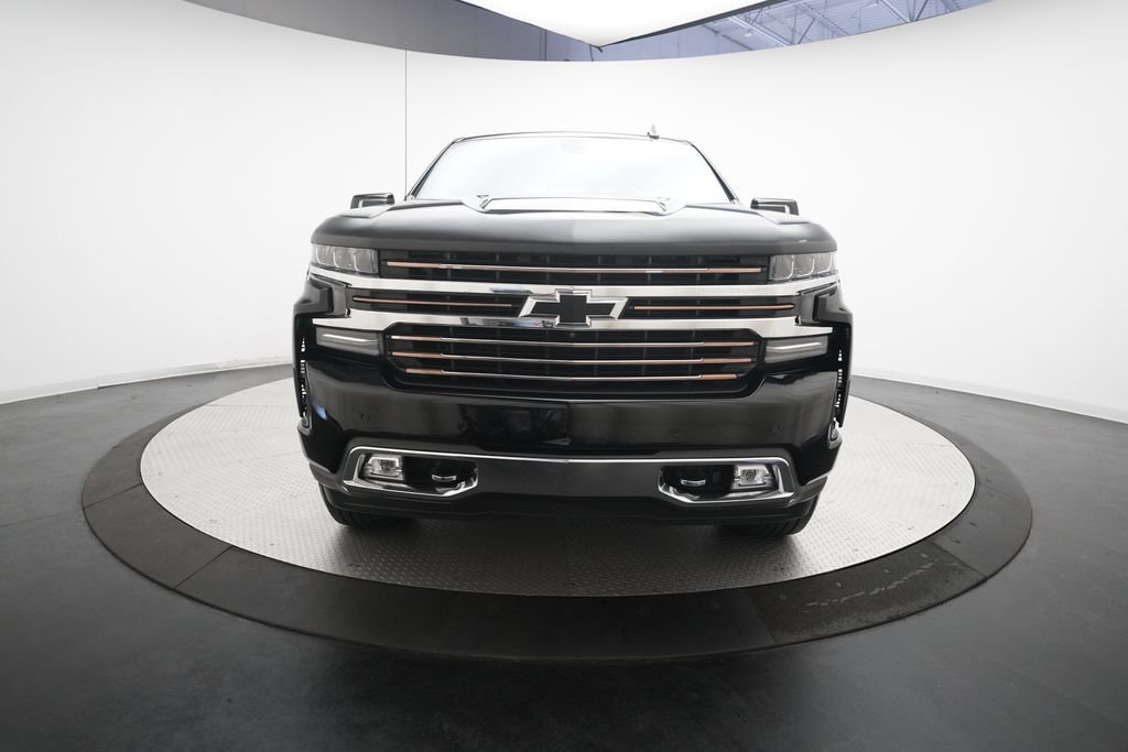 Used 2021 Chevrolet Silverado 1500 High Country w/ Technology Package AWD/4WD image 11