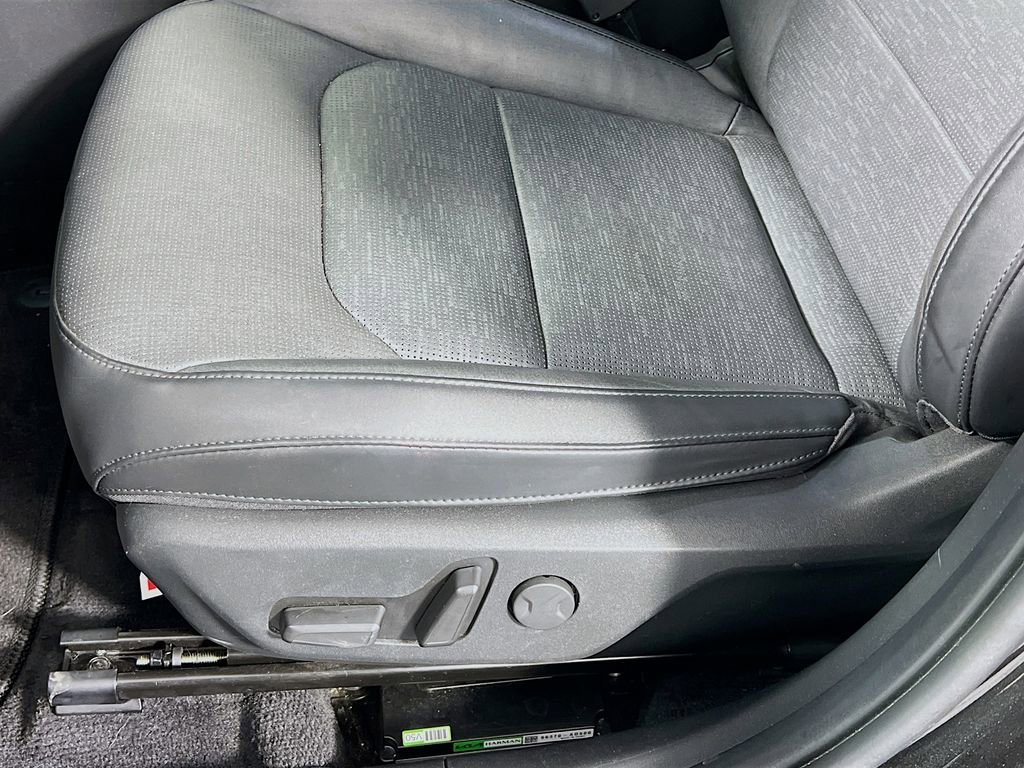 Certified 2023 Kia Niro Wave FWD image 9