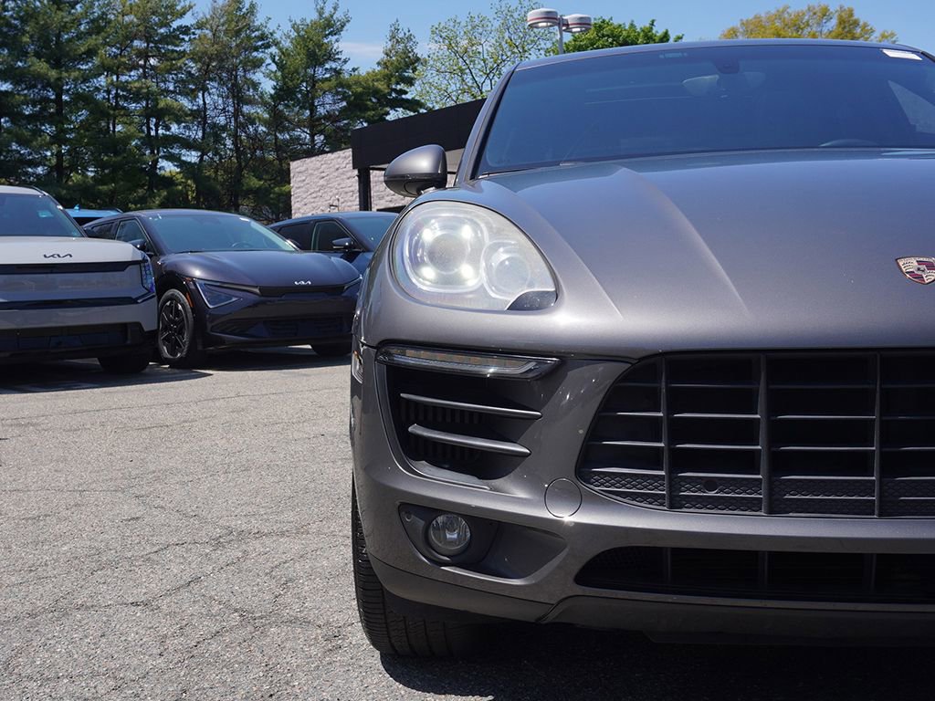 Used 2015 Porsche Macan S AWD/4WD image 11