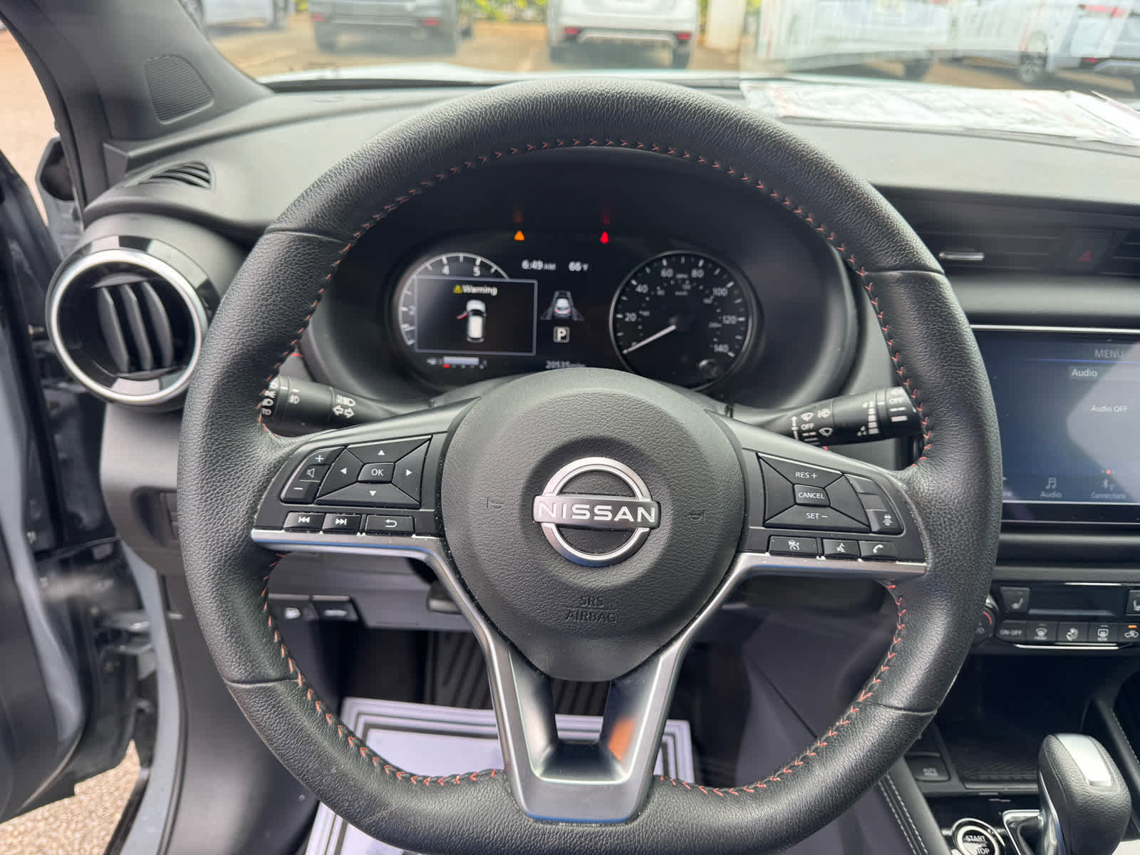 Certified 2023 Nissan Kicks SR w/ SR Premium Package image 8