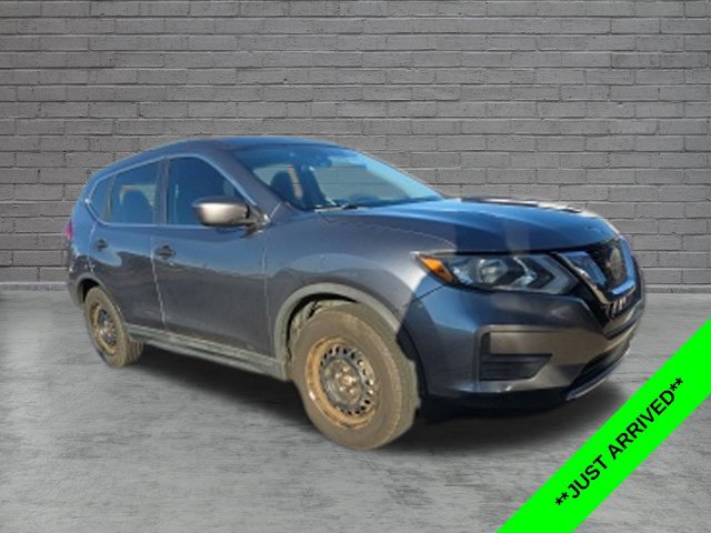 Used 2020 Nissan Rogue S FWD image 1