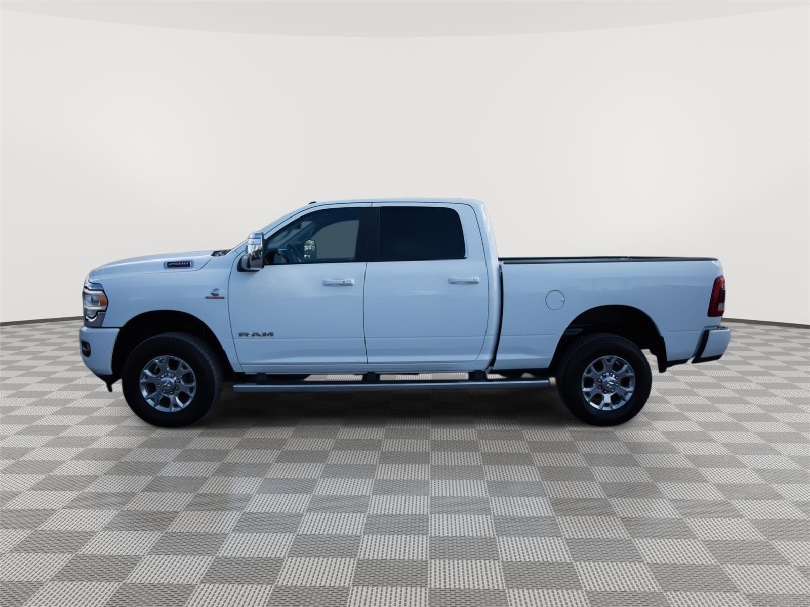 Used 2024 RAM 2500 Laramie image 9