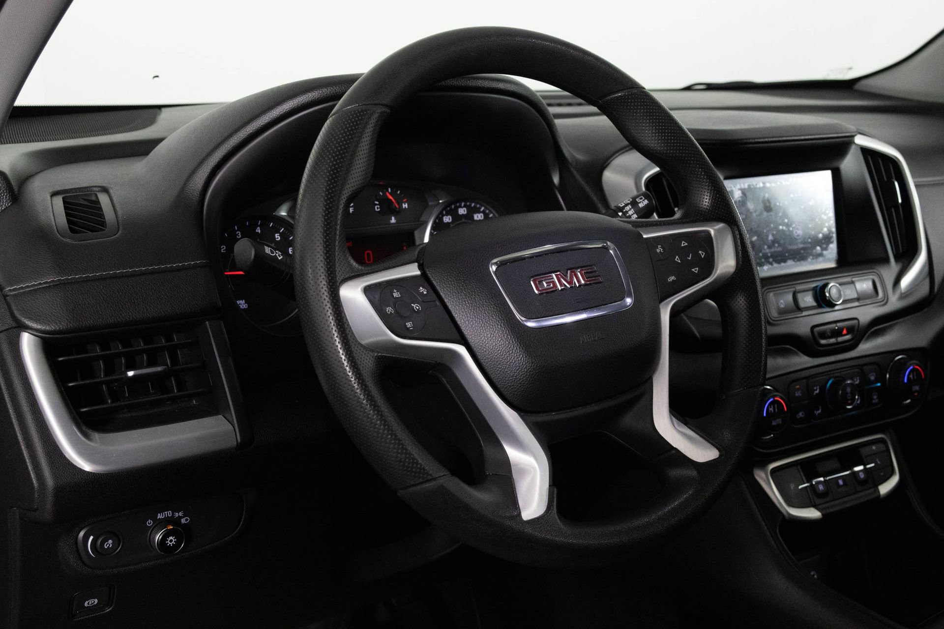 Certified 2022 GMC Terrain SLE w/ Driver Convenience Package image 33