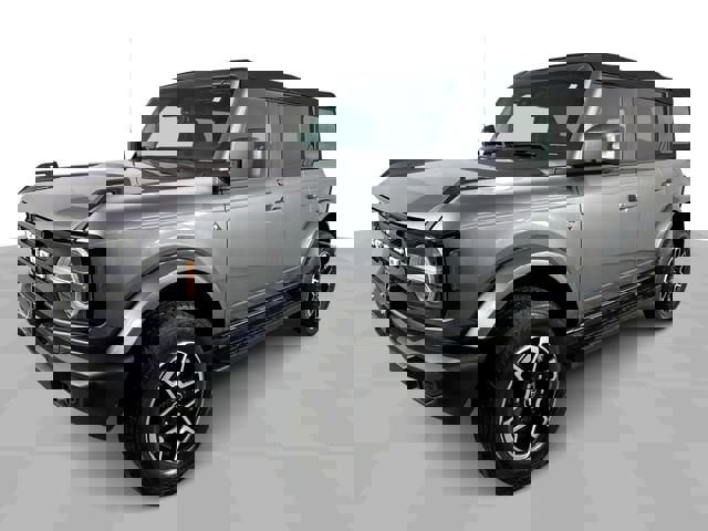 Used 2022 Ford Bronco Outer Banks image 4