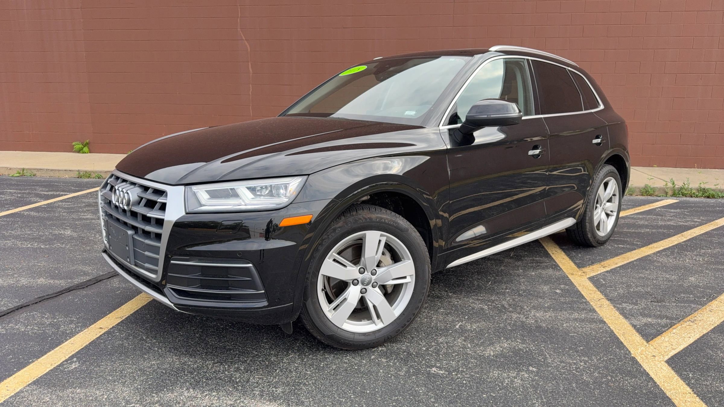 Used 2018 Audi Q5 2.0T Premium Plus w/ Premium Plus Package image 1