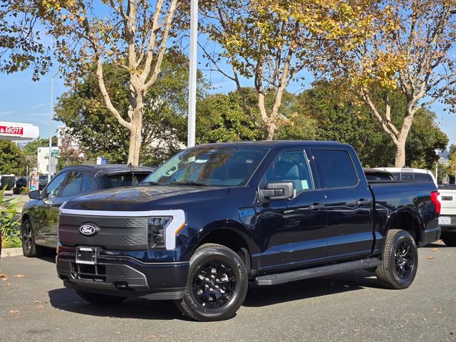 New 2025 Ford F150 Lightning XLT image 2