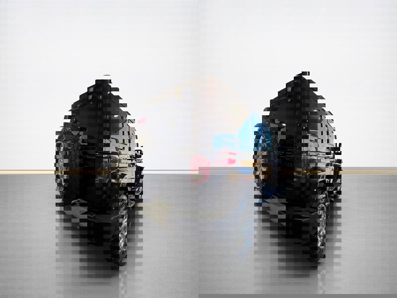 Used 2013 Jeep Wrangler Unlimited Sahara w/ Dual Top Group image 4